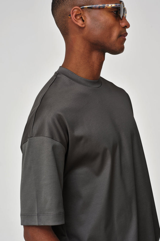 VALENZA INTERLOCK SUPIMA T - SHIRT DARK GREY OVERSIZED - Hombre Amsterdam